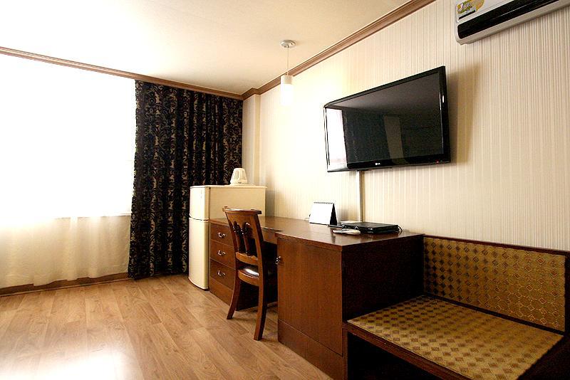Changwon Olympic Hotel Buitenkant foto