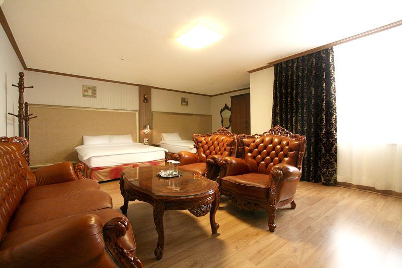 Changwon Olympic Hotel Buitenkant foto